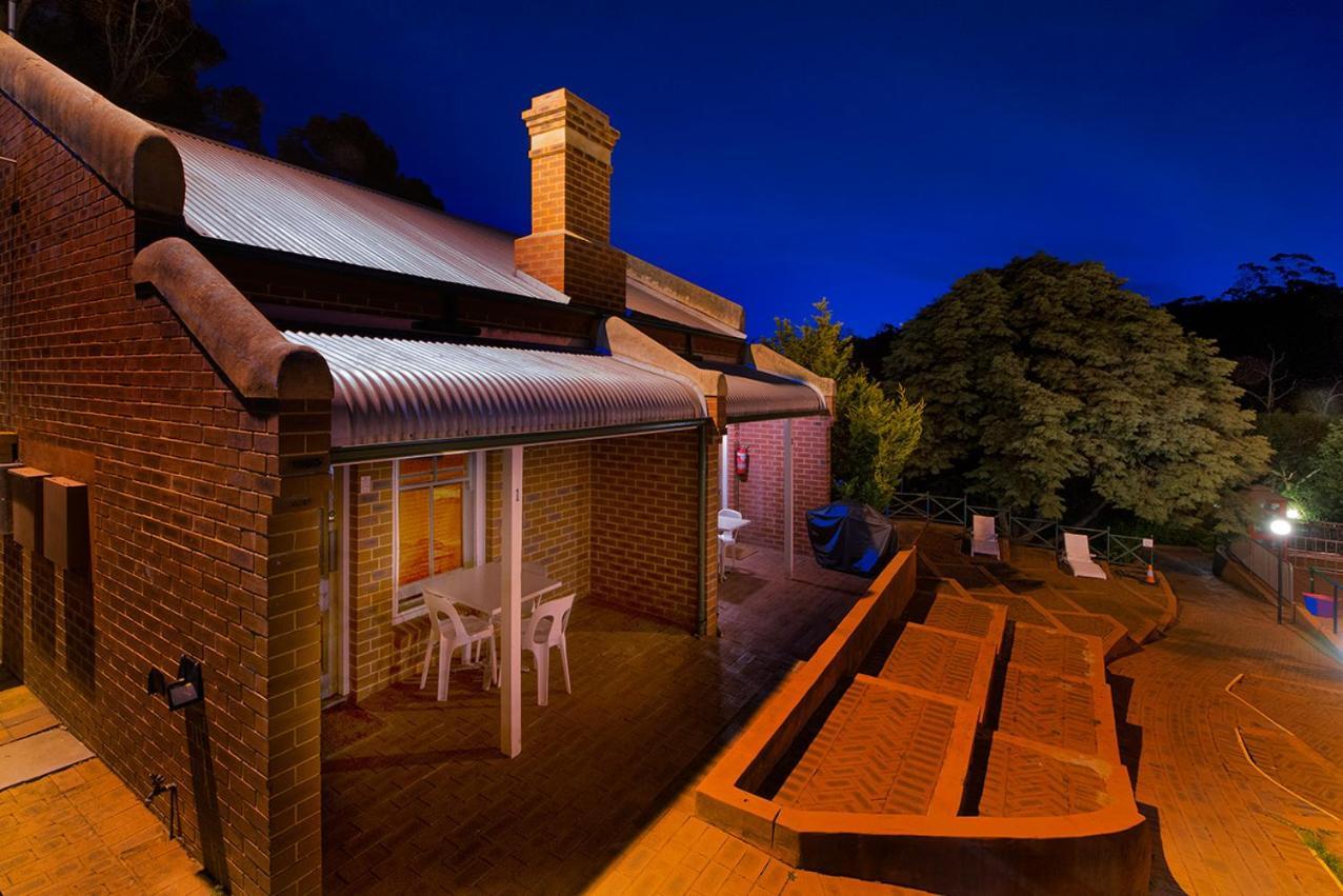 Mundaring Weir Hotel Bagian luar foto